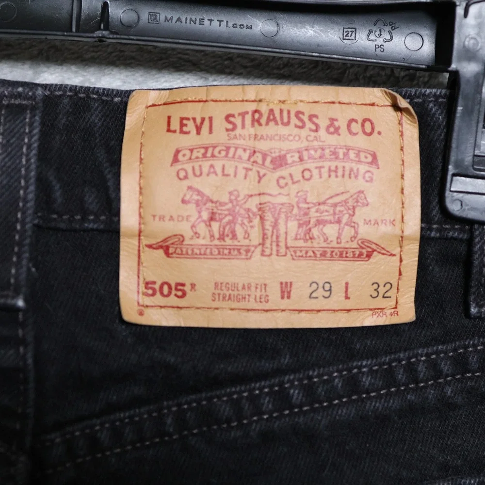 Vintage Levis 505 Jeans Mens 28x32 Black Regular Fit Straight Leg USA Made 1993